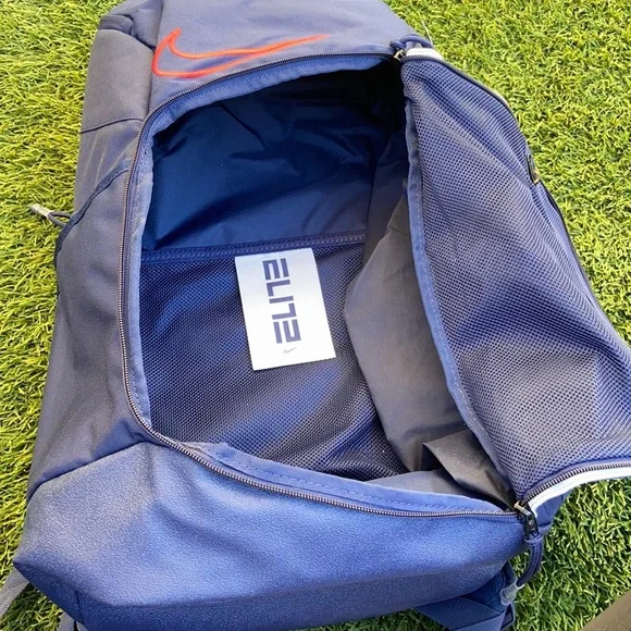 Nike Team USA Elite Pro Backpack - Picture 4 of 6